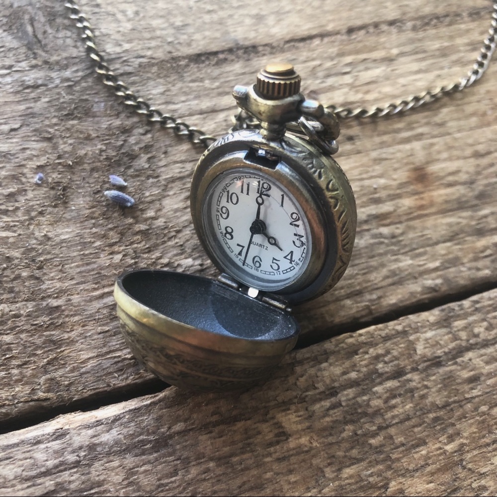 Pocket Watch Pendant Necklace